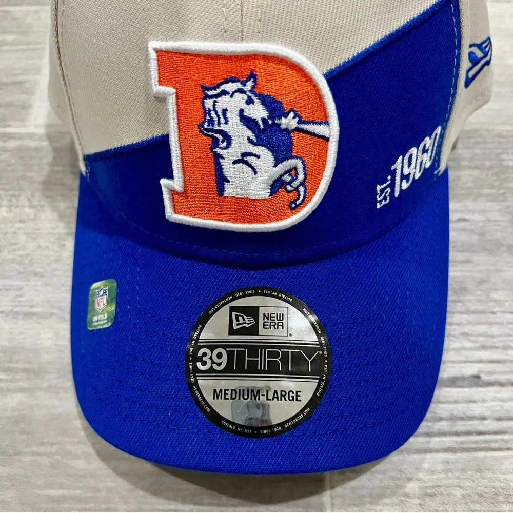 New Era Denver Broncos 2023‎ Sideline Historic 39Thirty Retro Flex Hat Cap M/L